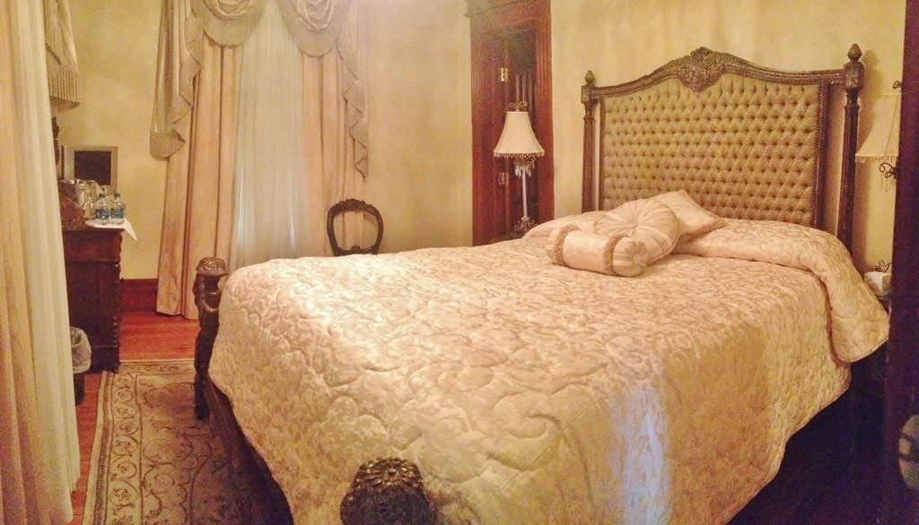 The Hotel Magnolia Фолеи Стая снимка