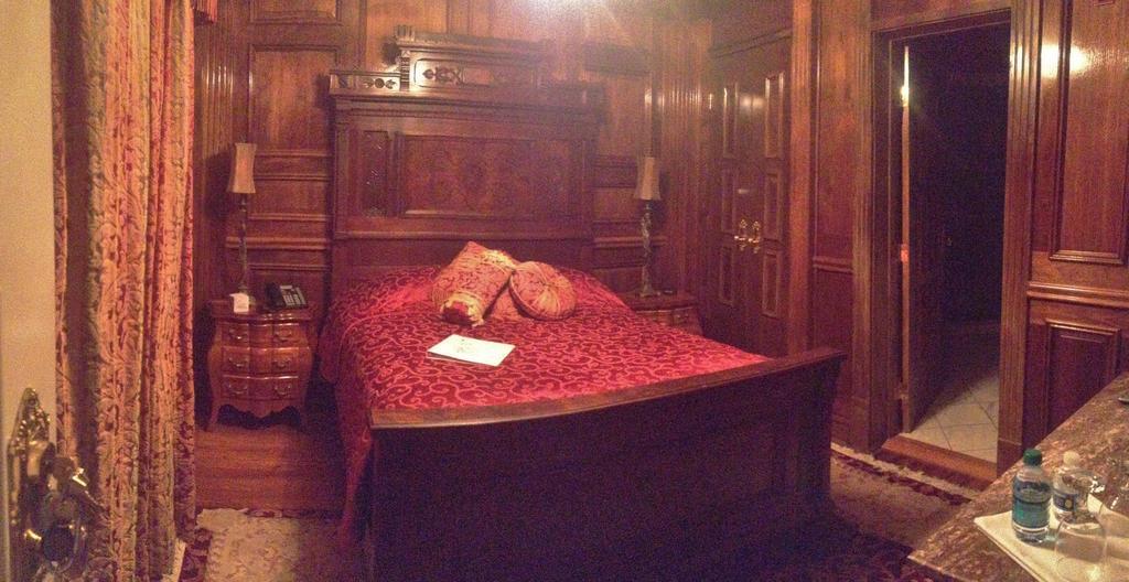 The Hotel Magnolia Фолеи Стая снимка